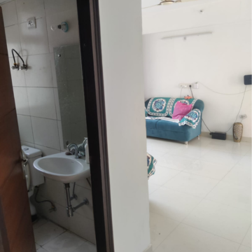 Bathroom in 3 BHK Apartment at SS The Coralwood, Sector 84 – for Rent