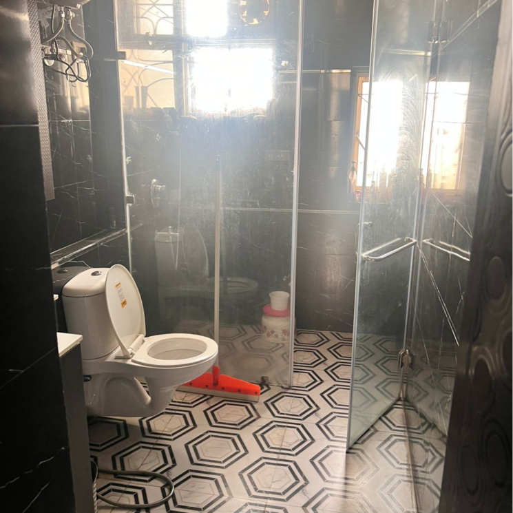 Bathroom, parsvnath-green-ville 3 Bedroom 1945 Sq.Ft. Apartment In Dhani Gurgaon 7923581