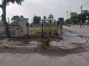  Plot – Exterior View View at Super Corridor - for Sale