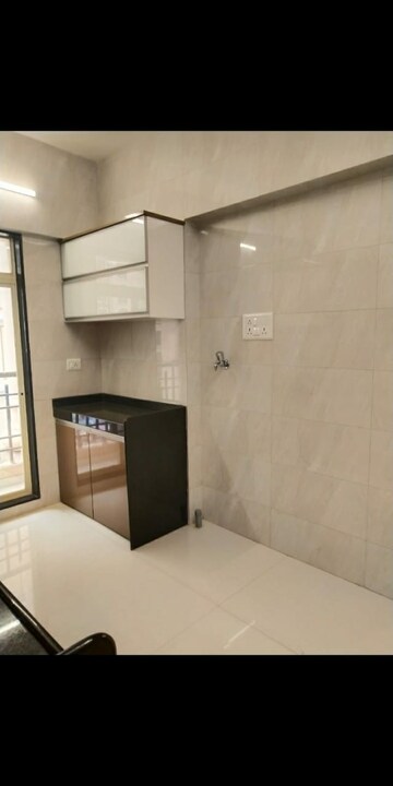 2 BHK Apartment For Rent in Agarwal Paramount, Virar West