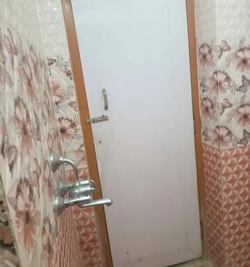 Furnished Amenities in 2 BHK Villa at Aliganj – for Rent