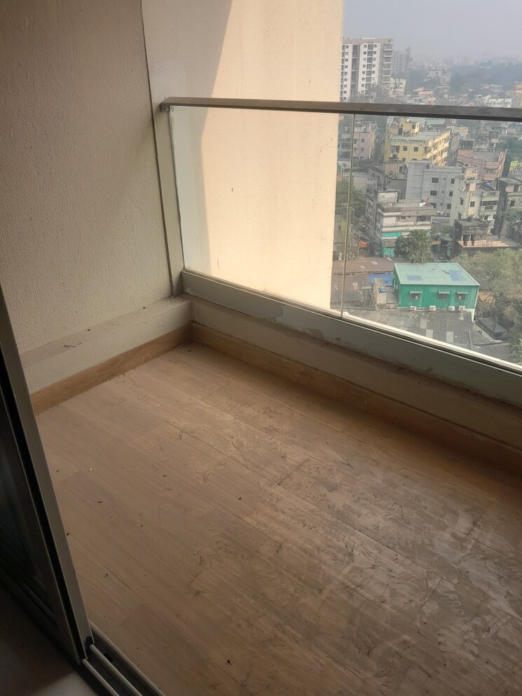 Balcony, merlin-urvan 3 Bedroom 1288 Sq.Ft. Apartment In Dum Dum Kolkata 7924016
