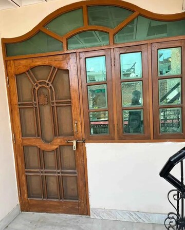 Furnished Amenities in 2 BHK Villa at Vikas Nagar – for Rent