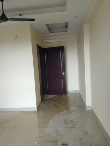 Building Lobby in 2 BHK Apartment at Signature Roselia Phase 2, Sector 95a – for Sale