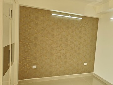 Room in 2 BHK Apartment at BSB Vaibhav Heritage Height, Sector 16 Greater Noida – for Rent