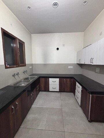 3 BHK Apartment For Rent in Sector 123