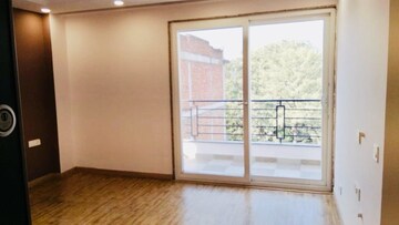  4 BHK Builder Floor at Ansal Sushant Lok I, Sector 43 – for Rent