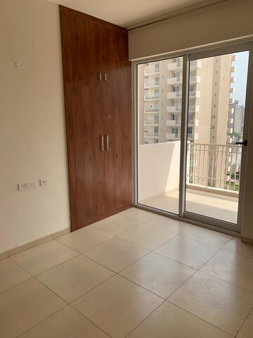 Room in 3 BHK Apartment at Ambala Highway – for Rent