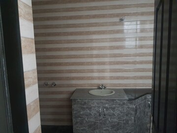 Bathroom in 4 BHK Villa at Ansal Florence Villa, Sector 57 – for Sale