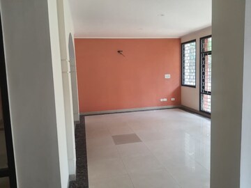 Furnished Amenities in 4 BHK Villa at Ansal Florence Villa, Sector 57 – for Sale