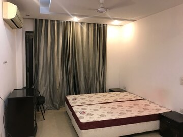 Bedroom in 3 BHK Builder Floor at Defence Colony – for Rent