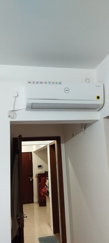 Furnished Amenities in 3 BHK Apartment at Amanora Adreno Towers, Hadapsar – for Rent