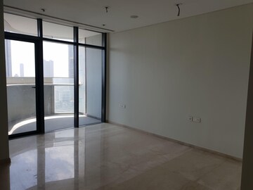 Room in 5 BHK Apartment at Omkar 1973, Worli – for Rent