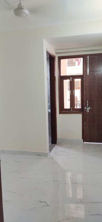 Room in 2 BHK Builder Floor at Malviya Nagar – for Rent