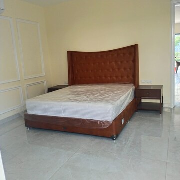 Bedroom in 3 BHK Builder Floor at Safdarjang Enclave – for Rent