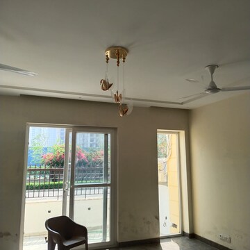Room in 3 BHK Builder Floor at Safdarjang Enclave – for Rent