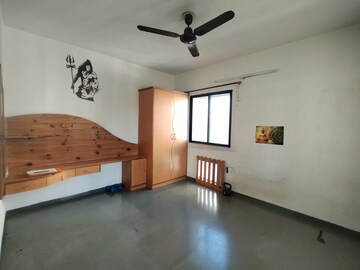 Room in 2 BHK Apartment at Sayali Garden, Aundh – for Rent