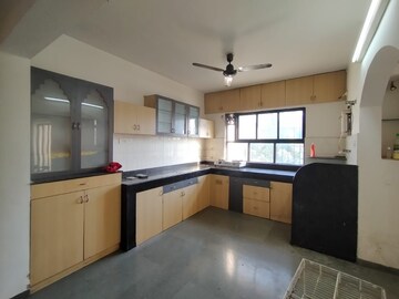 Master Bedroom in 2 BHK Apartment at Sayali Garden, Aundh – for Rent