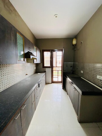 2 BHK Apartment For Rent in Sunny Enclave