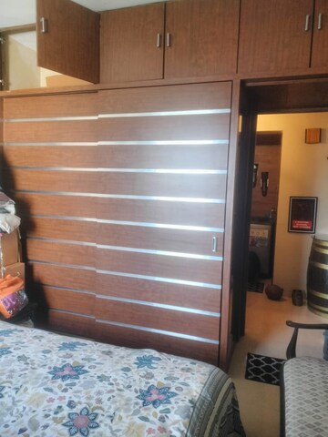 Furnished Amenities in 3 BHK Apartment at Dosti Group Imperia, Manpada – for Rent