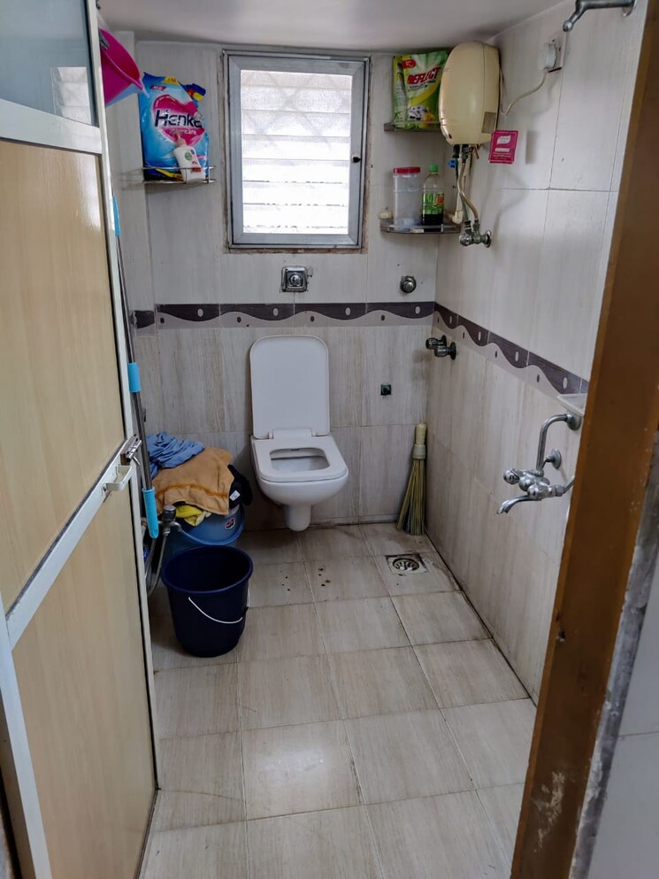 Bathroom, rna-courtyard 2.5 Bedroom 750 Sq.Ft. Apartment In Mira Road Thane 7925068