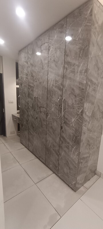 Bathroom in 2.5 BHK Builder Floor at Chittaranjan Park – for Rent
