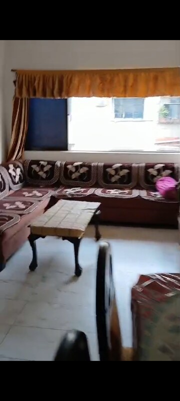 Master Bedroom in 2 BHK Apartment at Andheri East – for Sale