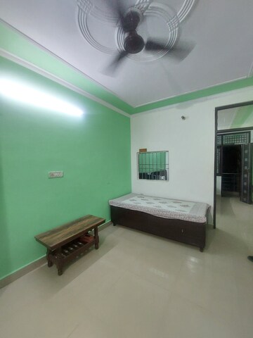 Furnished Amenities in 1 BHK Apartment at Sarita Vihar – for Rent