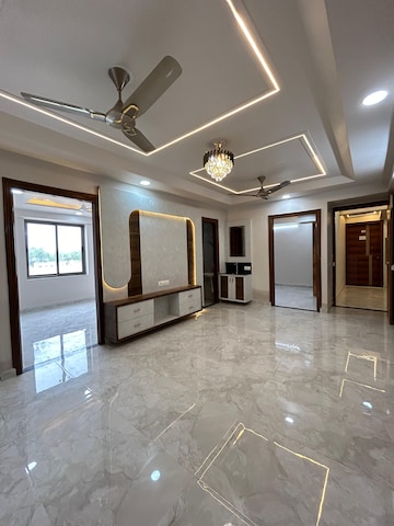 2 BHK Apartment For Resale in Dosti Oro 67 Kandivali West Mumbai  7925318