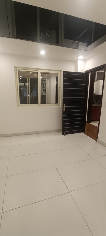2.5 BHK Builder Floor For Rent in Chittaranjan Park
