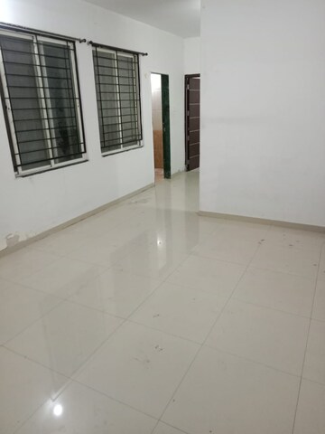Room in 3 BHK Apartment at Godrej Skyline, Koregaon Park – for Sale