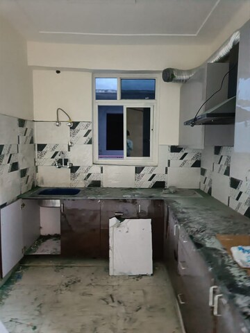 Kitchen in 1 BHK Apartment at Sector 55 – for Rent