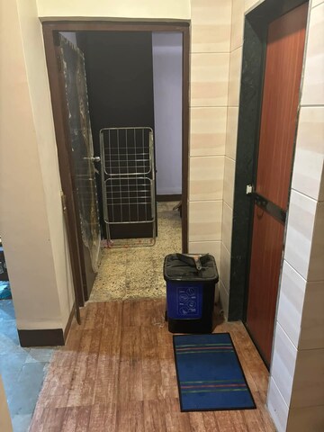 Bathroom in 1 BHK Apartment at Sunshine Apartment Kandivali East, Kandivali East – for Rent