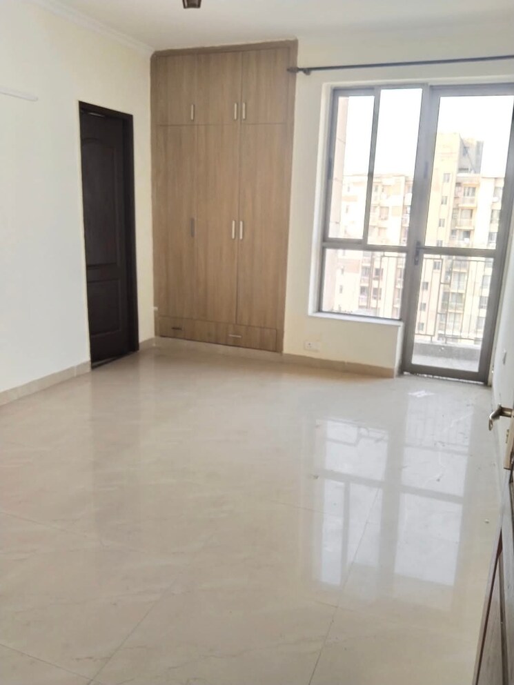 Room, sd-siennaa-wing-d 1 Bedroom 650 Sq.Ft. Apartment In Kandivali East Mumbai 7925740