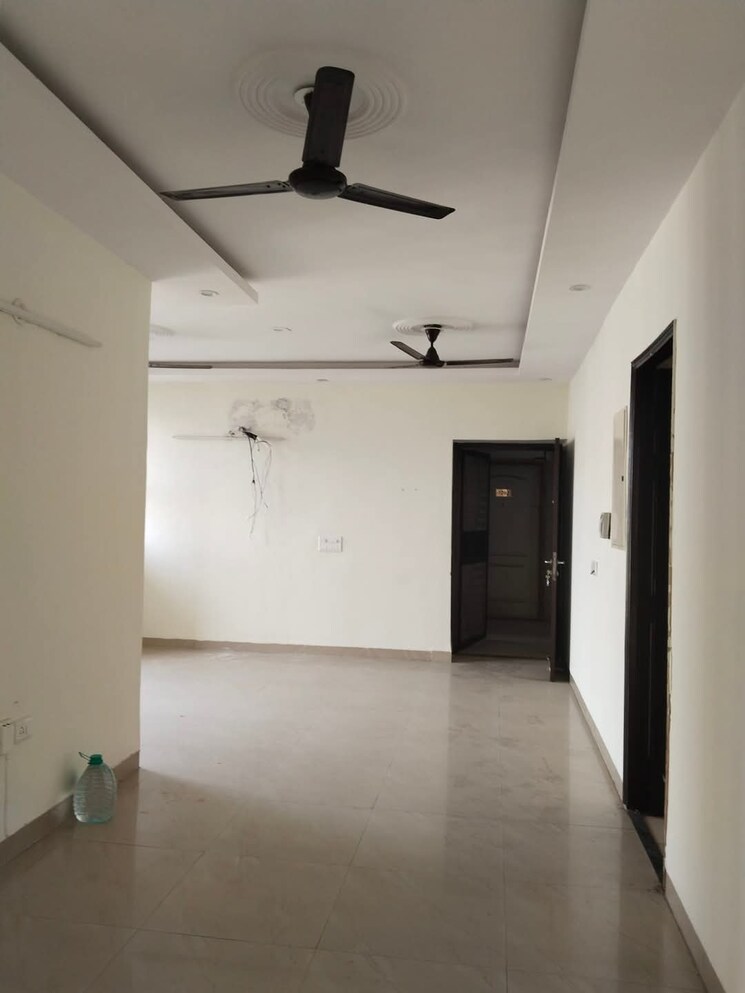 Room, sd-siennaa-wing-d 1 Bedroom 650 Sq.Ft. Apartment In Kandivali East Mumbai 7925740