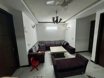 Living Room in 3 BHK Builder Floor at Kotla Mubarakpur – for Rent