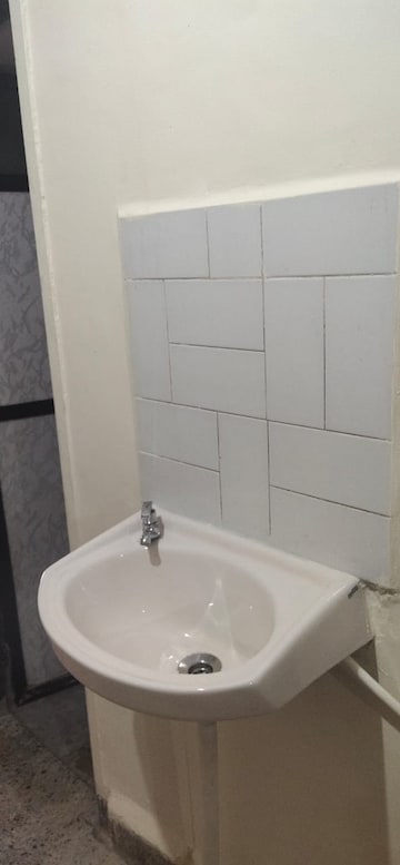 Bathroom in 1 BHK Apartment at Dombivli West – for Rent