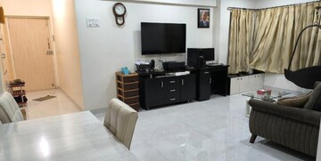 Living Room in 2 BHK Apartment at Green Fields Apartment, Andheri East – for Rent