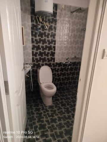 Bathroom in 2 BHK Builder Floor at Dwarka – for Rent