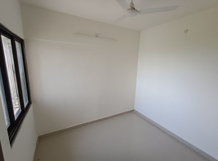 Room, thane west 1 Bedroom 550 Sq.Ft. Apartment In Thane West Thane 7926574