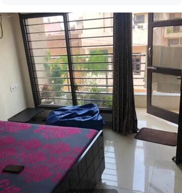 Bedroom in 2 BHK Builder Floor at Sector 9 – for Rent