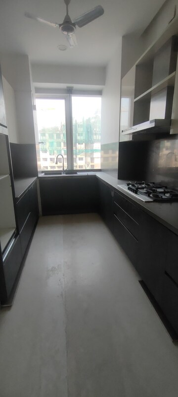 Kitchen in 4 BHK Apartment at Indiabulls Blu, Worli – for Sale