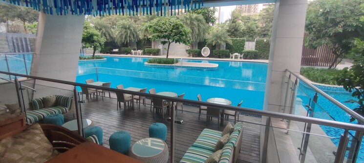 Swimming Pool, indiabulls-blu 4 Bedroom 1716 Sq.Ft. Apartment In Worli Mumbai 7926630