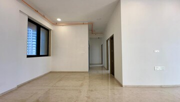 Room in 3 BHK Apartment at Suraj Ocean Star 2, Prabhadevi – for Sale