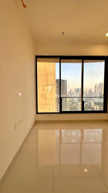 Room in 3 BHK Apartment at Suraj Ocean Star 2, Prabhadevi – for Sale