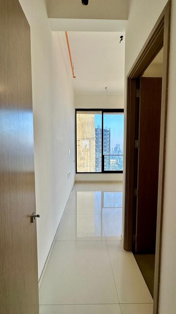 Room in 3 BHK Apartment at Suraj Ocean Star 2, Prabhadevi – for Sale