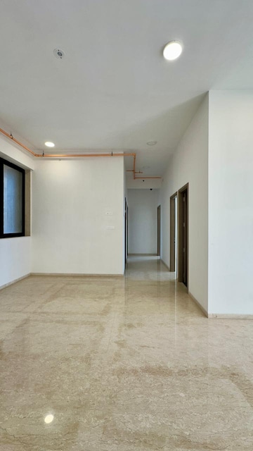 Room in 3 BHK Apartment at Suraj Ocean Star 2, Prabhadevi – for Sale