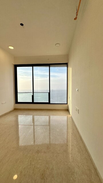 Room in 3 BHK Apartment at Suraj Ocean Star 2, Prabhadevi – for Sale