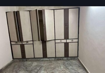 Room in 3 BHK Independent House at Rohini Sector 4 – for Rent