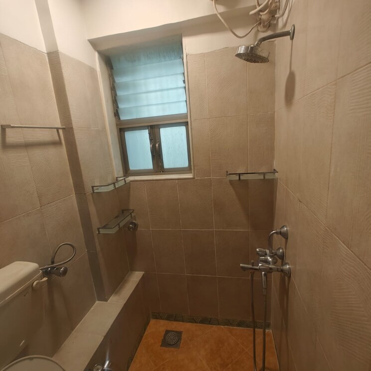 Bathroom, gold-mist 3 Bedroom 1300 Sq.Ft. Apartment In Gulmohar Colony Mumbai 7926929